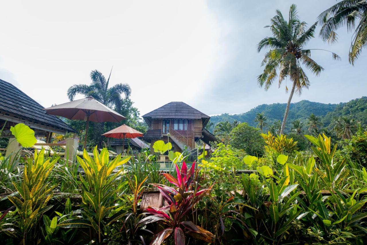 Villa Manuk Singaraja  Ngoại thất bức ảnh